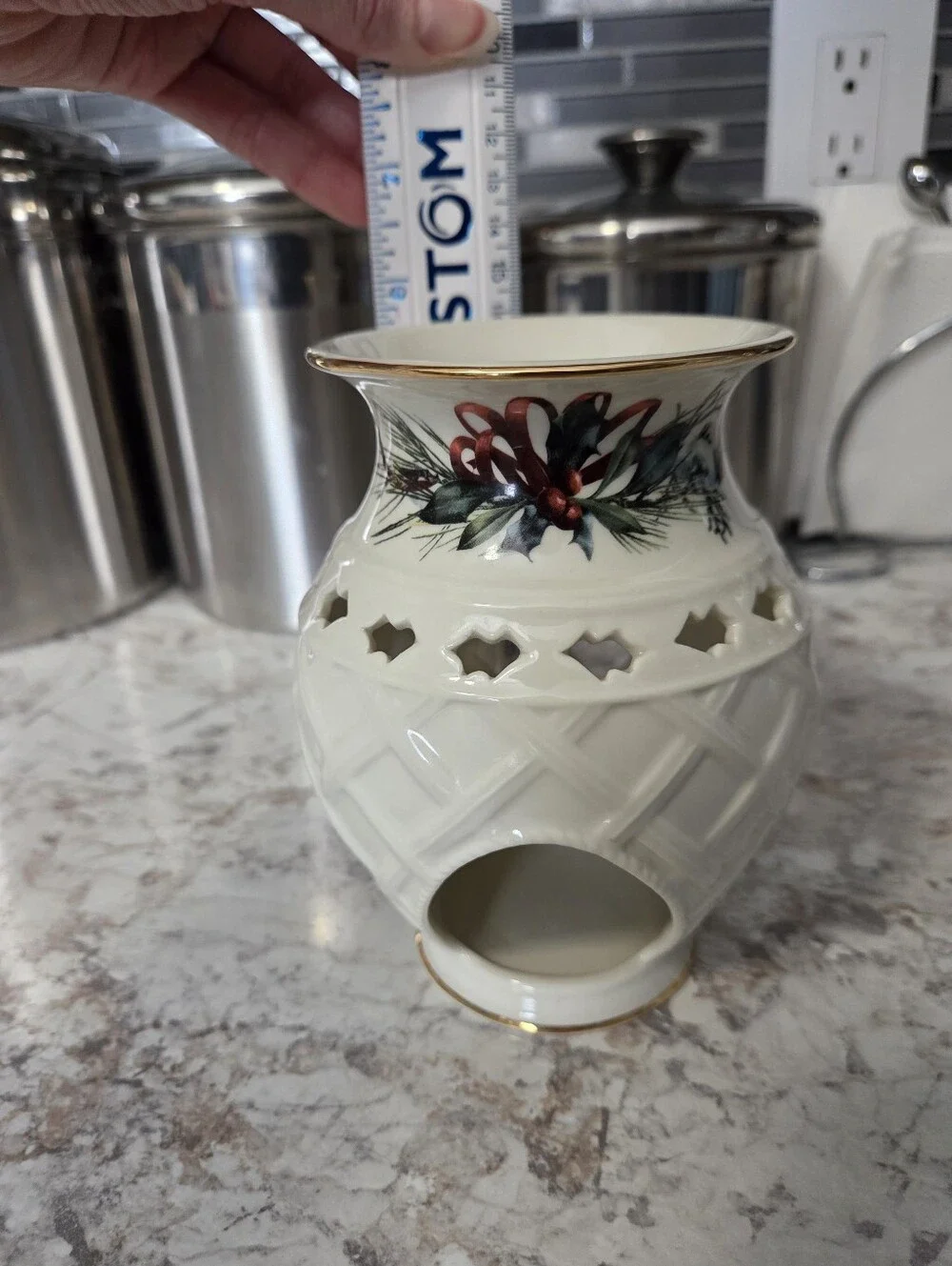 Lenox Tea light Wax Warmer Winter Greetings/Christmas Porcelain Excellent Cond.